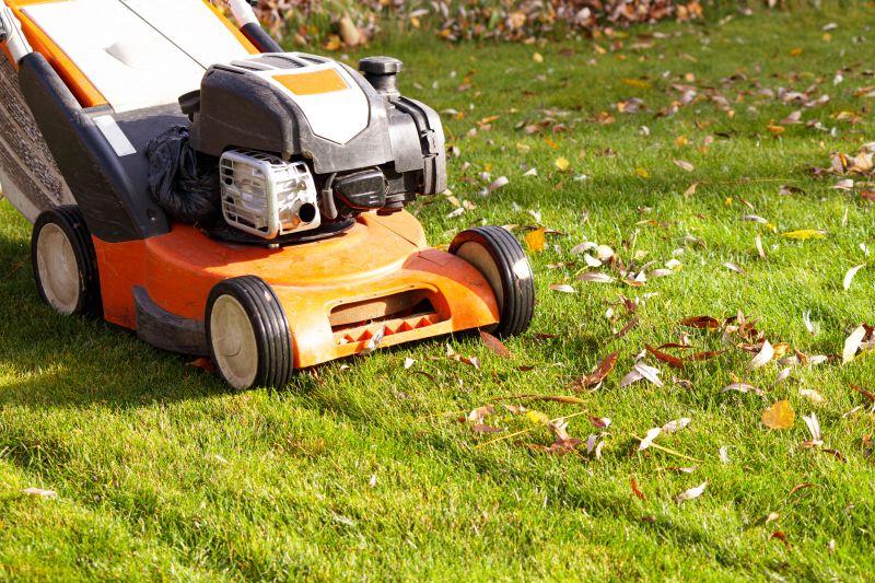 Professional Lawn Maintenance Equipment